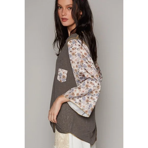 POL Charcoal Slub Knit Scoop Neck Top with Floral Sleeves - Picture 5 of 6